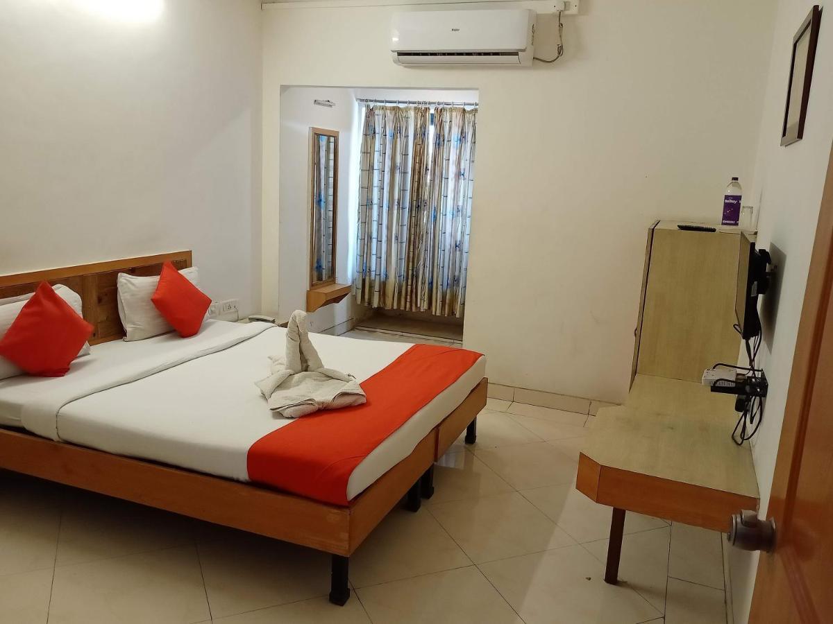 Hotel Wayfare Ширді Екстер'єр фото